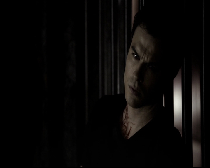 VampireDiariesWorld-dot-org_5x09TheCell0855.jpg