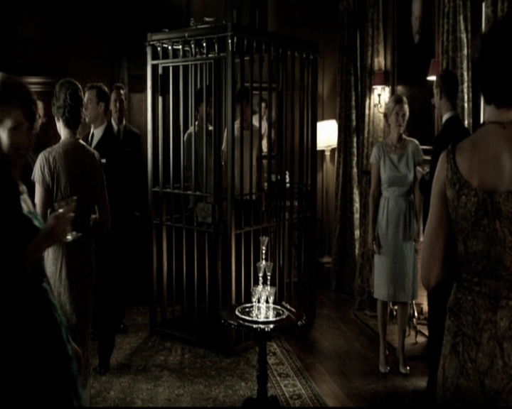 VampireDiariesWorld-dot-org_5x09TheCell1310.jpg