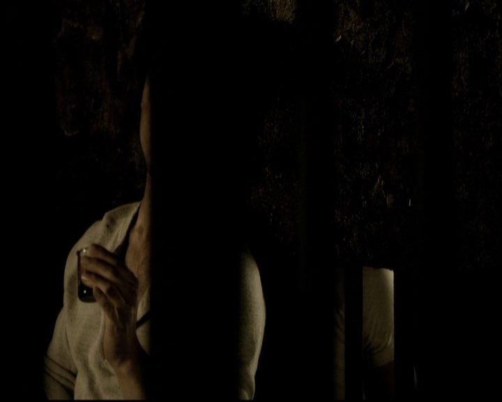 VampireDiariesWorld-dot-org_5x09TheCell1354.jpg