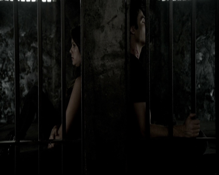VampireDiariesWorld-dot-org_5x09TheCell1577.jpg