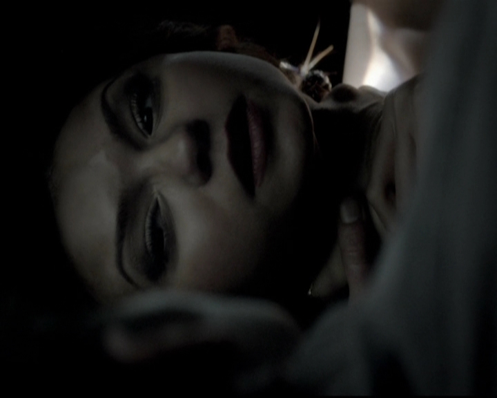VampireDiariesWorld-dot-org_5x09TheCell1850.jpg