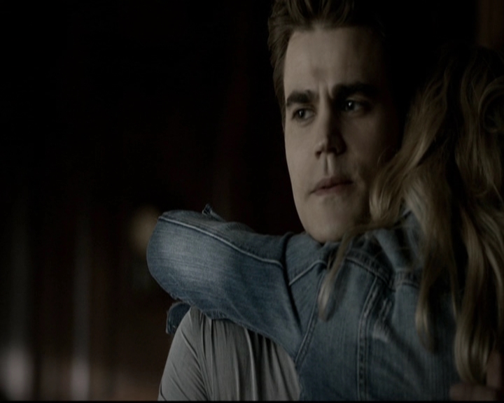 VampireDiariesWorld-dot-org_5x09TheCell1911.jpg