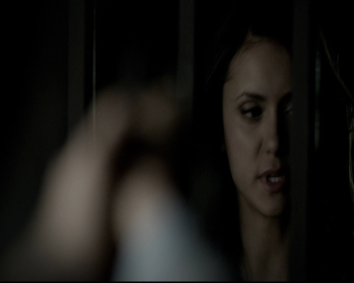 VampireDiariesWorld-dot-org_5x09TheCell1955.jpg