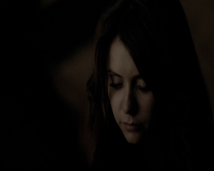 VampireDiariesWorld-dot-org_5x11-500YearsOfSolitude2236.jpg