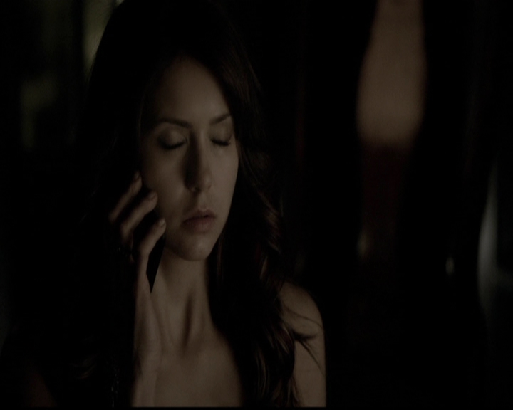 VampireDiariesWorld-dot-org_5x11-500YearsOfSolitude2274.jpg