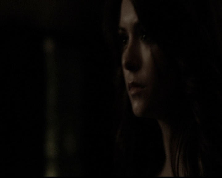 VampireDiariesWorld-dot-org_5x11-500YearsOfSolitude2303.jpg