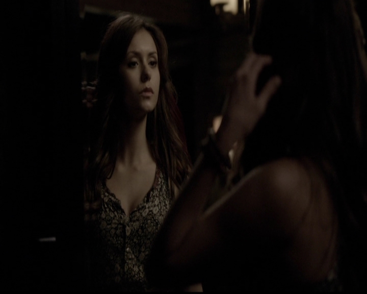 VampireDiariesWorld-dot-org_5x11-500YearsOfSolitude2312.jpg