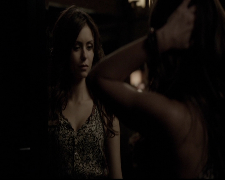 VampireDiariesWorld-dot-org_5x11-500YearsOfSolitude2313.jpg