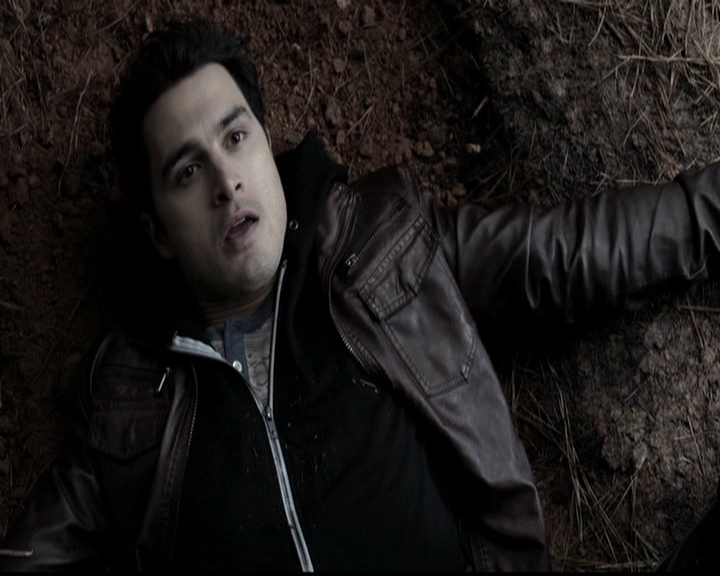 VampireDiariesWorld-dot-org_5x13TotalEclipseOfTheHeart0580.jpg