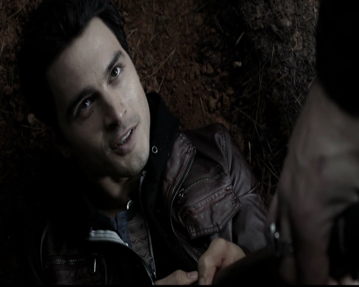 VampireDiariesWorld-dot-org_5x13TotalEclipseOfTheHeart0593.jpg
