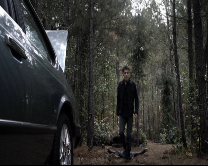VampireDiariesWorld-dot-org_5x13TotalEclipseOfTheHeart0612.jpg