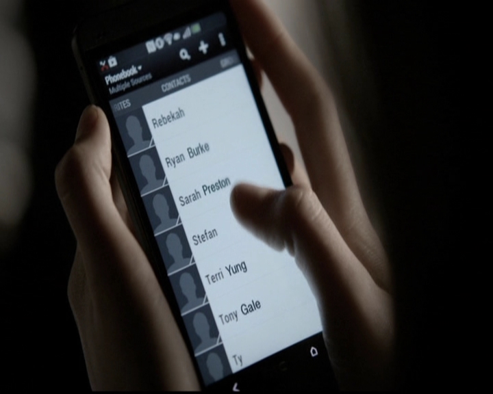 VampireDiariesWorld-dot-org_5x13TotalEclipseOfTheHeart0618.jpg