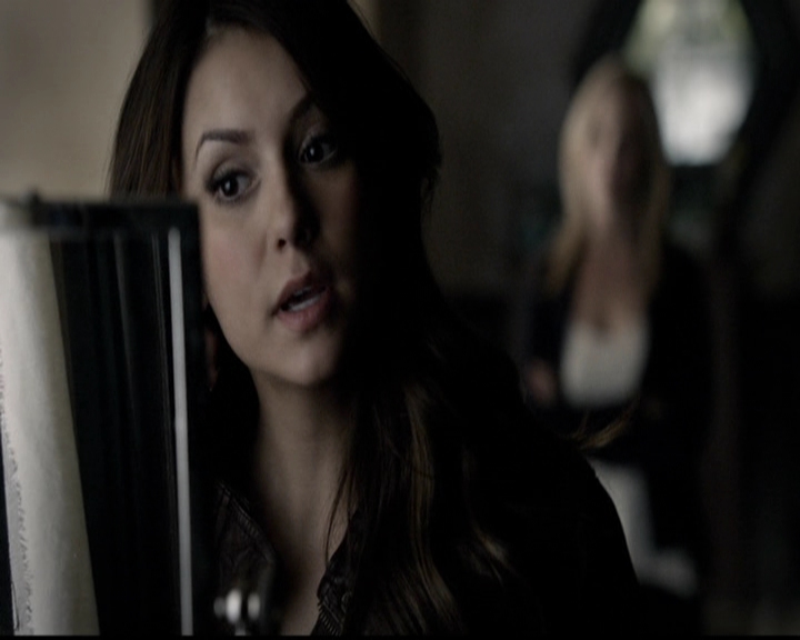 VampireDiariesWorld-dot-org_5x13TotalEclipseOfTheHeart0639.jpg