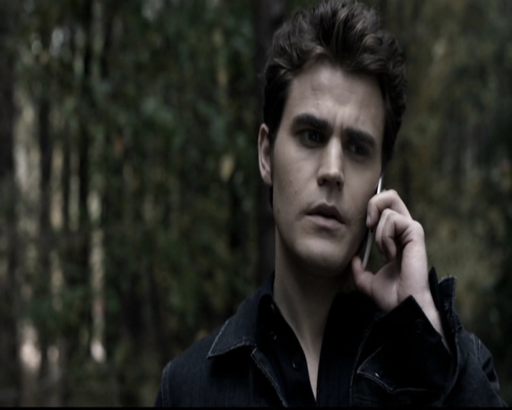 VampireDiariesWorld-dot-org_5x13TotalEclipseOfTheHeart0701.jpg