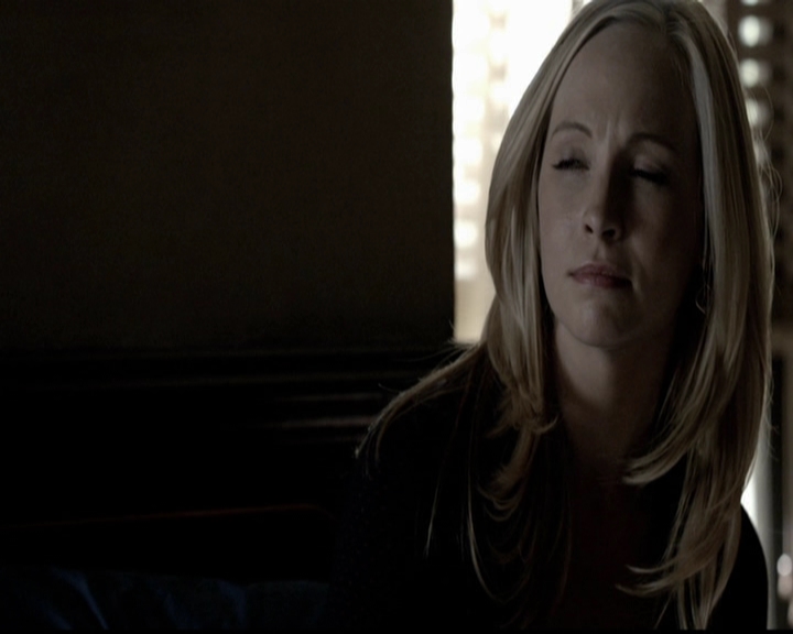 VampireDiariesWorld-dot-org_5x13TotalEclipseOfTheHeart0712.jpg