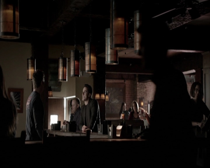 VampireDiariesWorld-dot-org_5x13TotalEclipseOfTheHeart0724.jpg