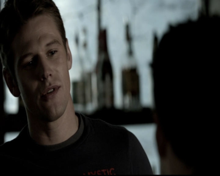 VampireDiariesWorld-dot-org_5x13TotalEclipseOfTheHeart0728.jpg