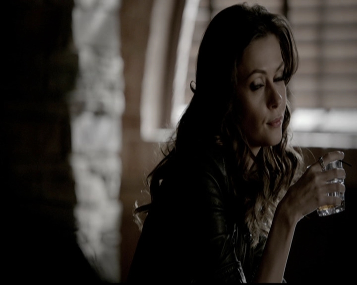 VampireDiariesWorld-dot-org_5x13TotalEclipseOfTheHeart0746.jpg