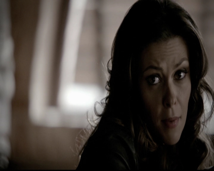 VampireDiariesWorld-dot-org_5x13TotalEclipseOfTheHeart0751.jpg