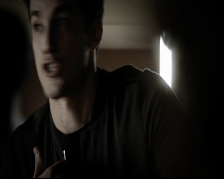 VampireDiariesWorld-dot-org_5x13TotalEclipseOfTheHeart0765.jpg