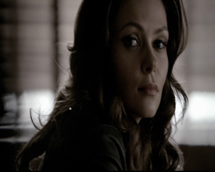 VampireDiariesWorld-dot-org_5x13TotalEclipseOfTheHeart0771.jpg