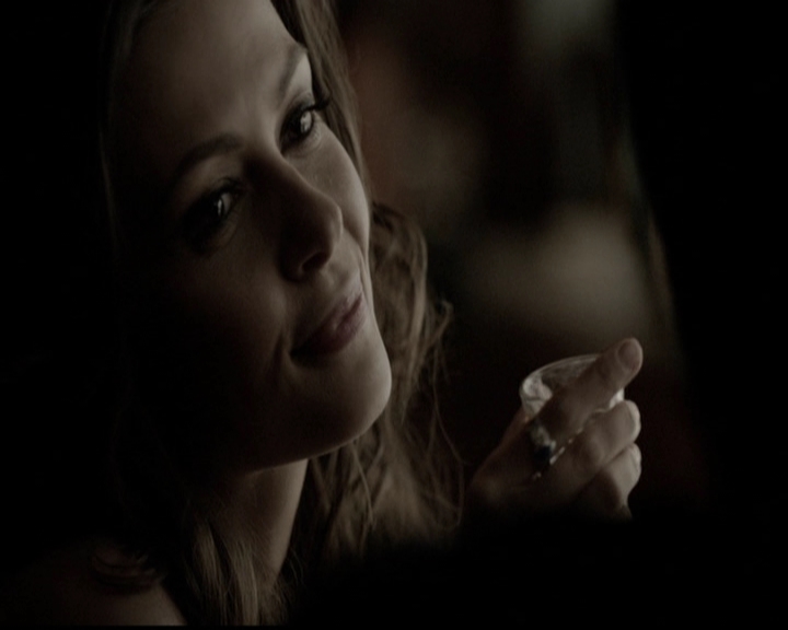 VampireDiariesWorld-dot-org_5x13TotalEclipseOfTheHeart0782.jpg
