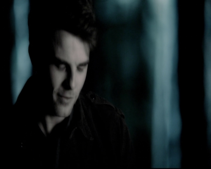 VampireDiariesWorld-dot-org_5x18ResidentEvil1975.jpg