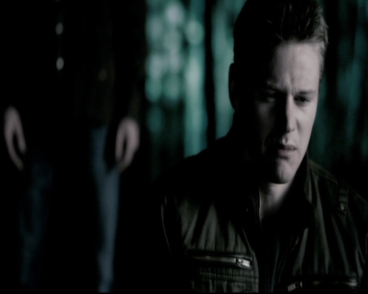 VampireDiariesWorld-dot-org_5x18ResidentEvil1982.jpg