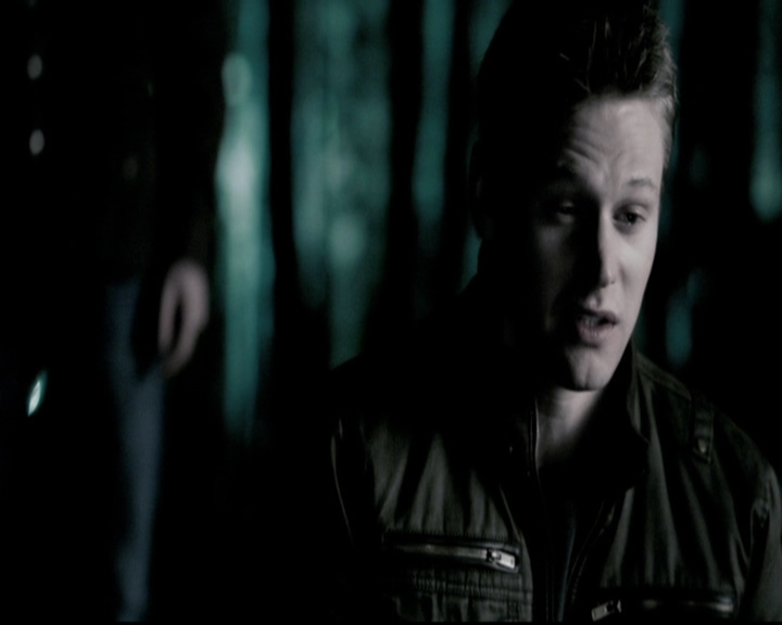 VampireDiariesWorld-dot-org_5x18ResidentEvil1986.jpg