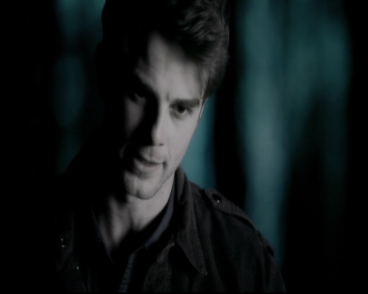 VampireDiariesWorld-dot-org_5x18ResidentEvil1996.jpg