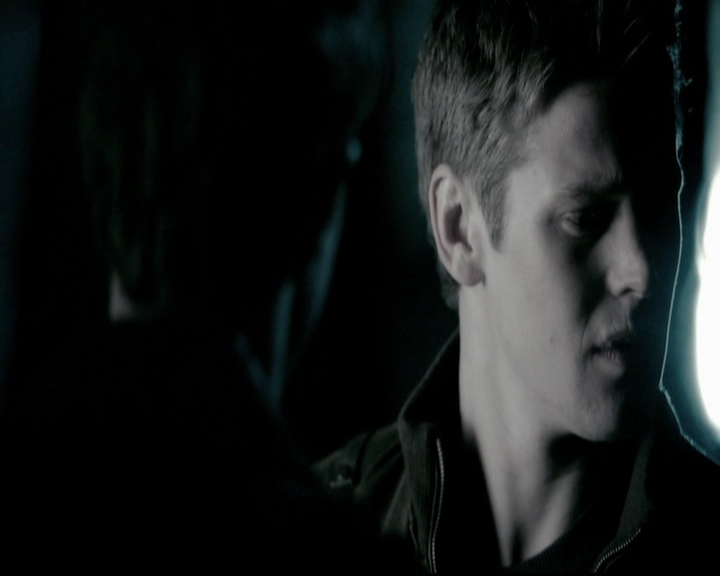 VampireDiariesWorld-dot-org_5x18ResidentEvil2017.jpg