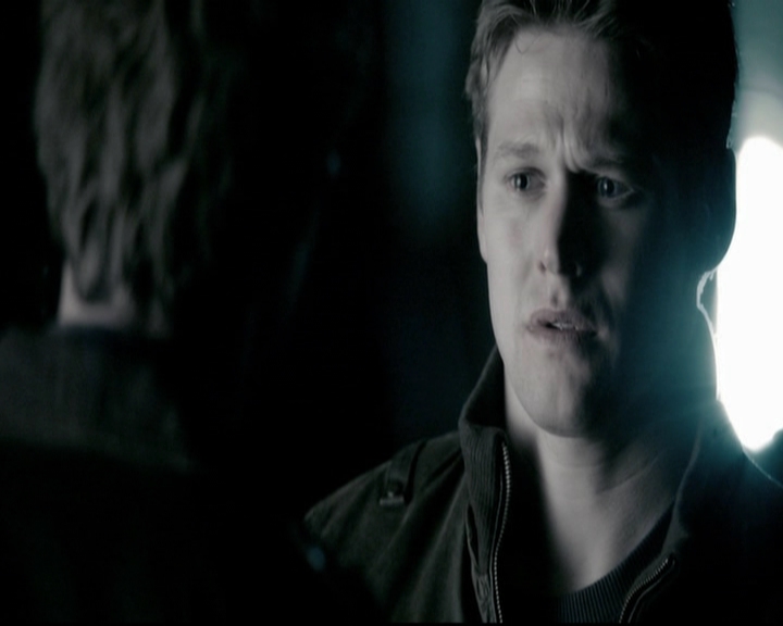 VampireDiariesWorld-dot-org_5x18ResidentEvil2025.jpg