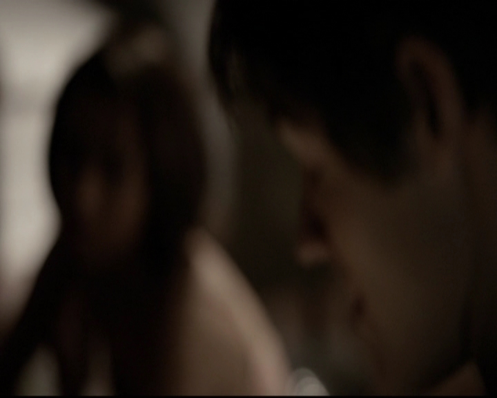 VampireDiariesWorld-dot-org_5x18ResidentEvil2029.jpg