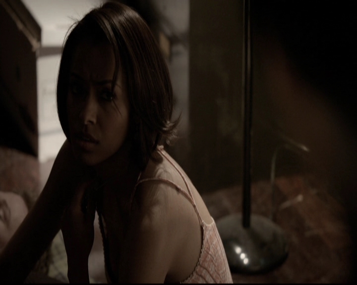 VampireDiariesWorld-dot-org_5x18ResidentEvil2032.jpg