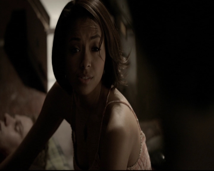 VampireDiariesWorld-dot-org_5x18ResidentEvil2037.jpg