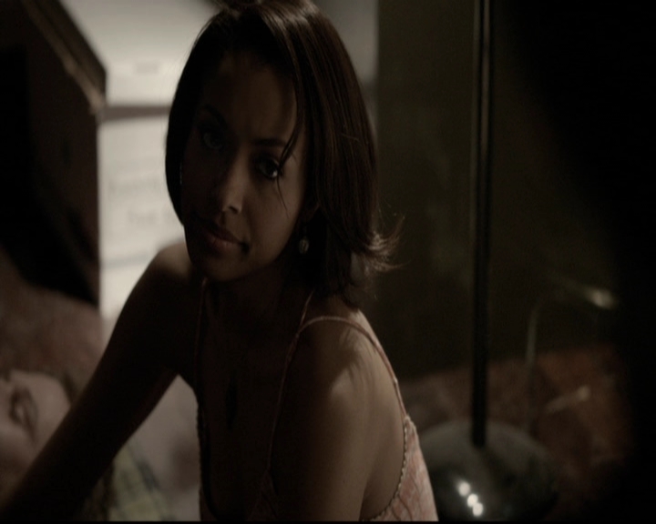 VampireDiariesWorld-dot-org_5x18ResidentEvil2042.jpg