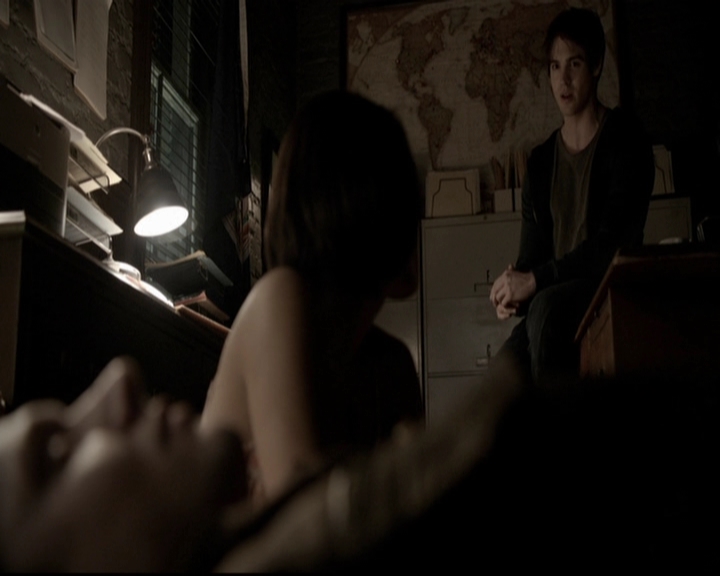 VampireDiariesWorld-dot-org_5x18ResidentEvil2045.jpg