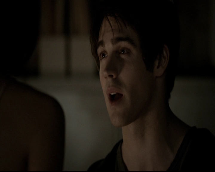 VampireDiariesWorld-dot-org_5x18ResidentEvil2060.jpg
