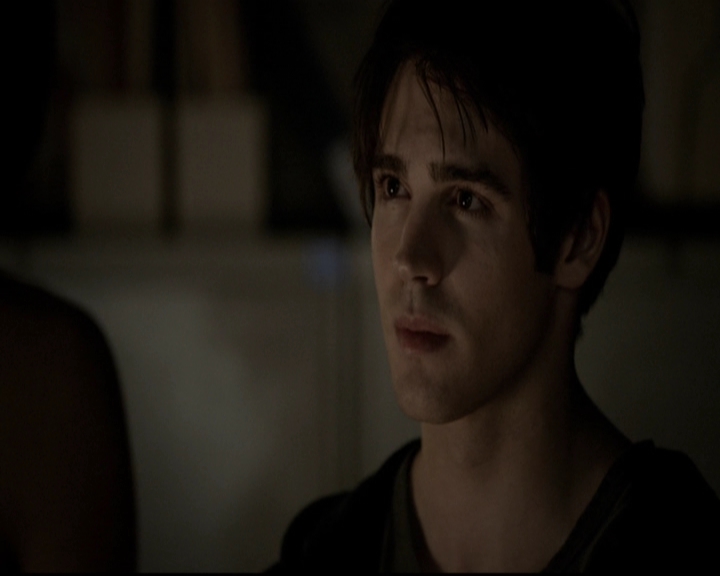 VampireDiariesWorld-dot-org_5x18ResidentEvil2067.jpg