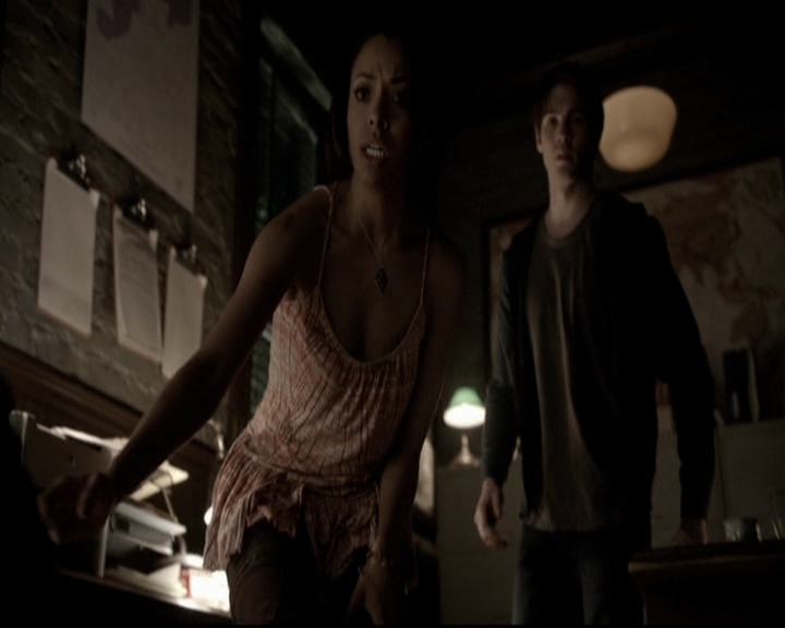 VampireDiariesWorld-dot-org_5x18ResidentEvil2072.jpg