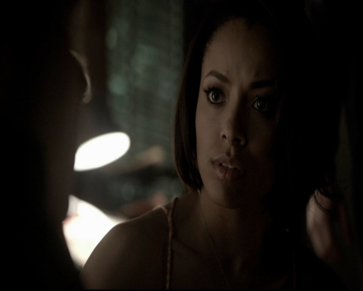 VampireDiariesWorld-dot-org_5x18ResidentEvil2080.jpg