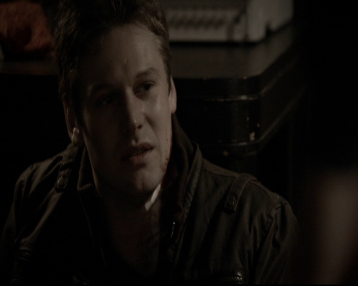 VampireDiariesWorld-dot-org_5x18ResidentEvil2091.jpg