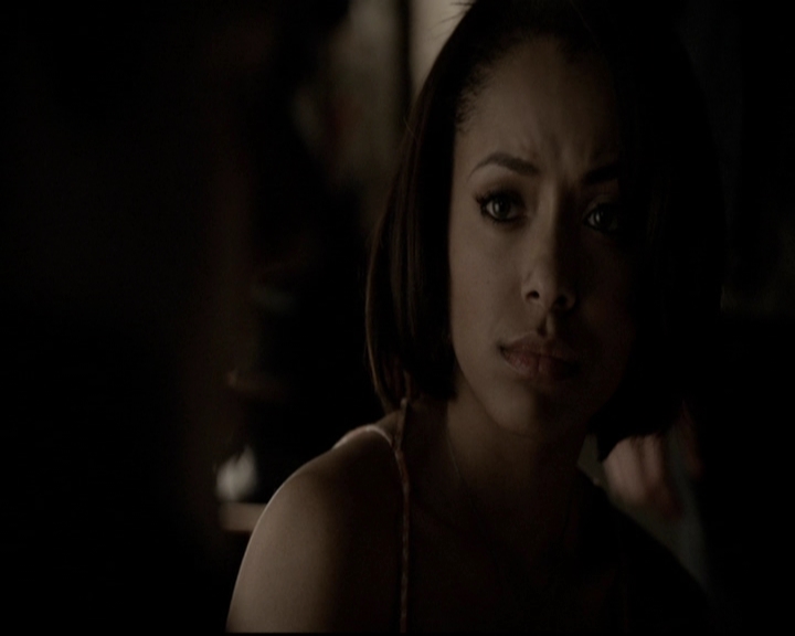 VampireDiariesWorld-dot-org_5x18ResidentEvil2100.jpg