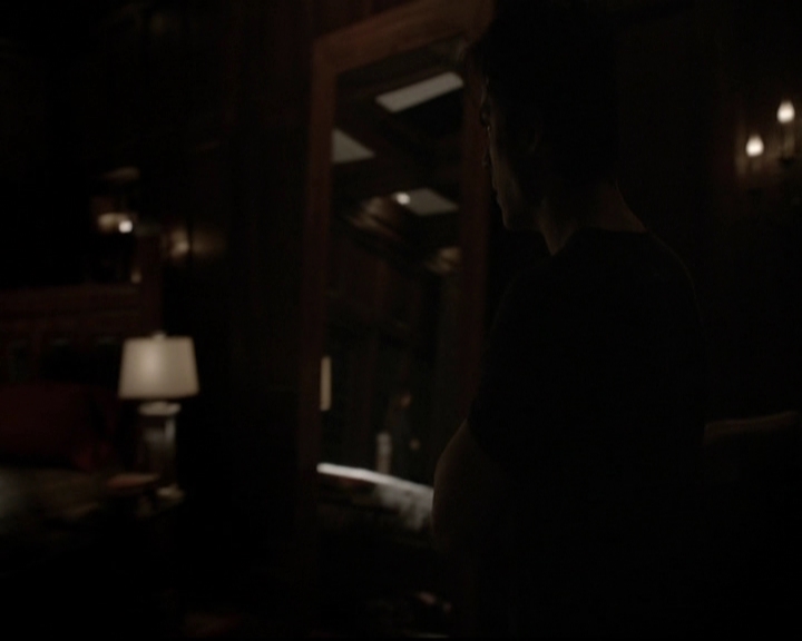 VampireDiariesWorld-dot-org_5x18ResidentEvil2125.jpg