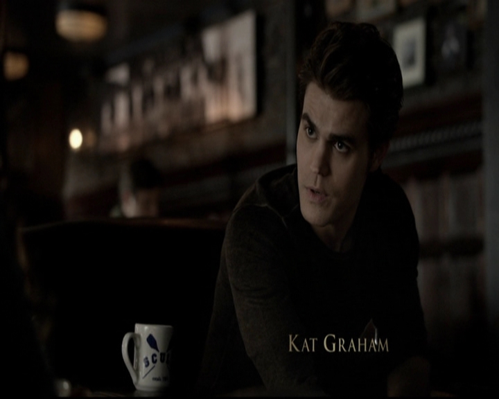 VampireDiariesWorld-dot-org_5x19ManOnFire0092.jpg