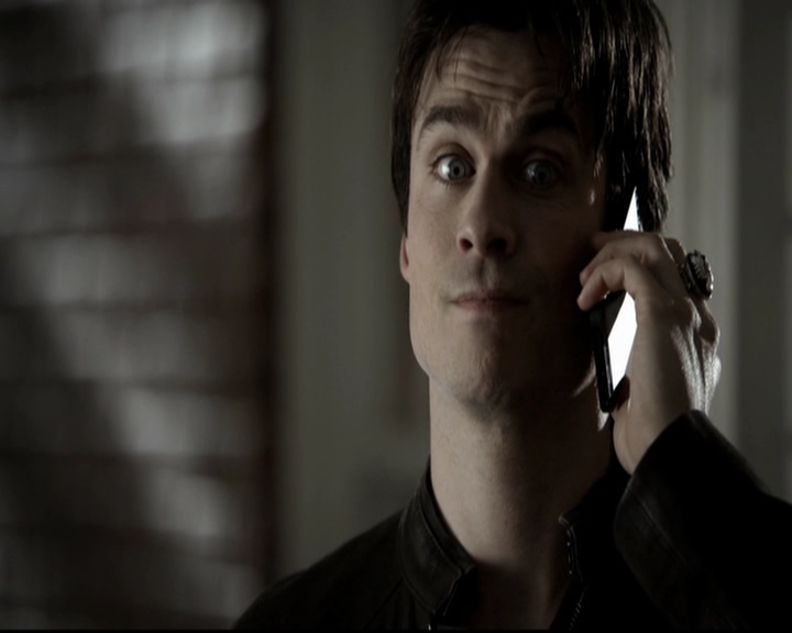 VampireDiariesWorld-dot-org_5x19ManOnFire0346.jpg