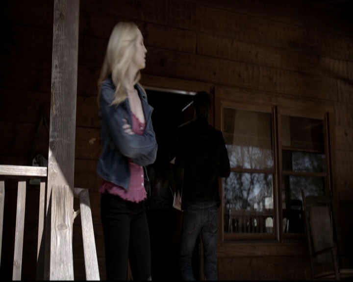 VampireDiariesWorld-dot-org_5x20WhatLiesBeneath0434.jpg