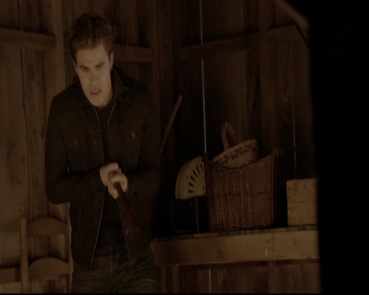 VampireDiariesWorld-dot-org_5x20WhatLiesBeneath1693.jpg