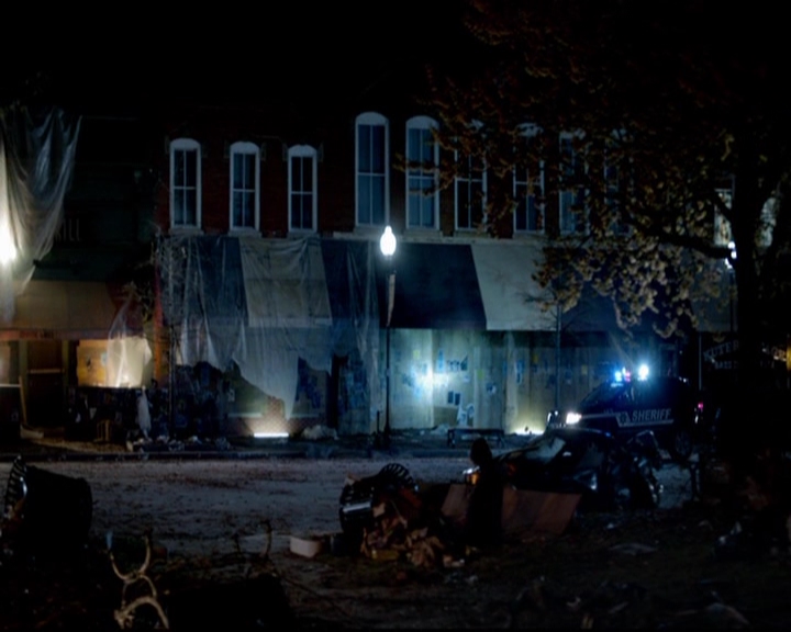 VampireDiariesWorld-dot-nl_7x01DayOneOfTwentyThousandGiveOrTake1761.jpg VampireDiariesWorld-dot-nl_7x01DayOneOfTwentyThousandGiveOrTake1761.jpg