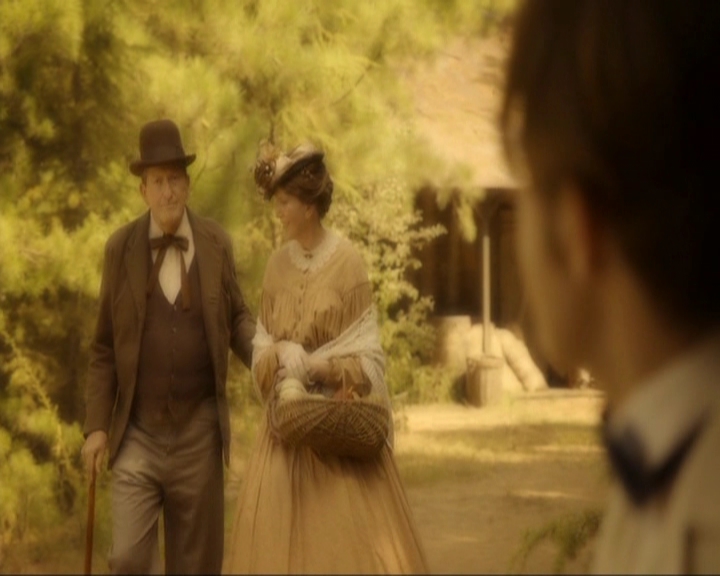 VampireDiariesWorld-dot-nl_7x03AgeOfInnocence1422.jpg